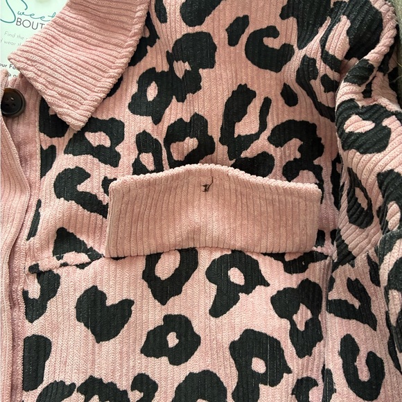 NWT Sweet 3 Boutique Leopard Corduroy Shacket - Picture 6 of 13